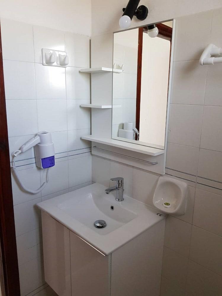 Creta Star Apartments Agia Galini Exteriör bild